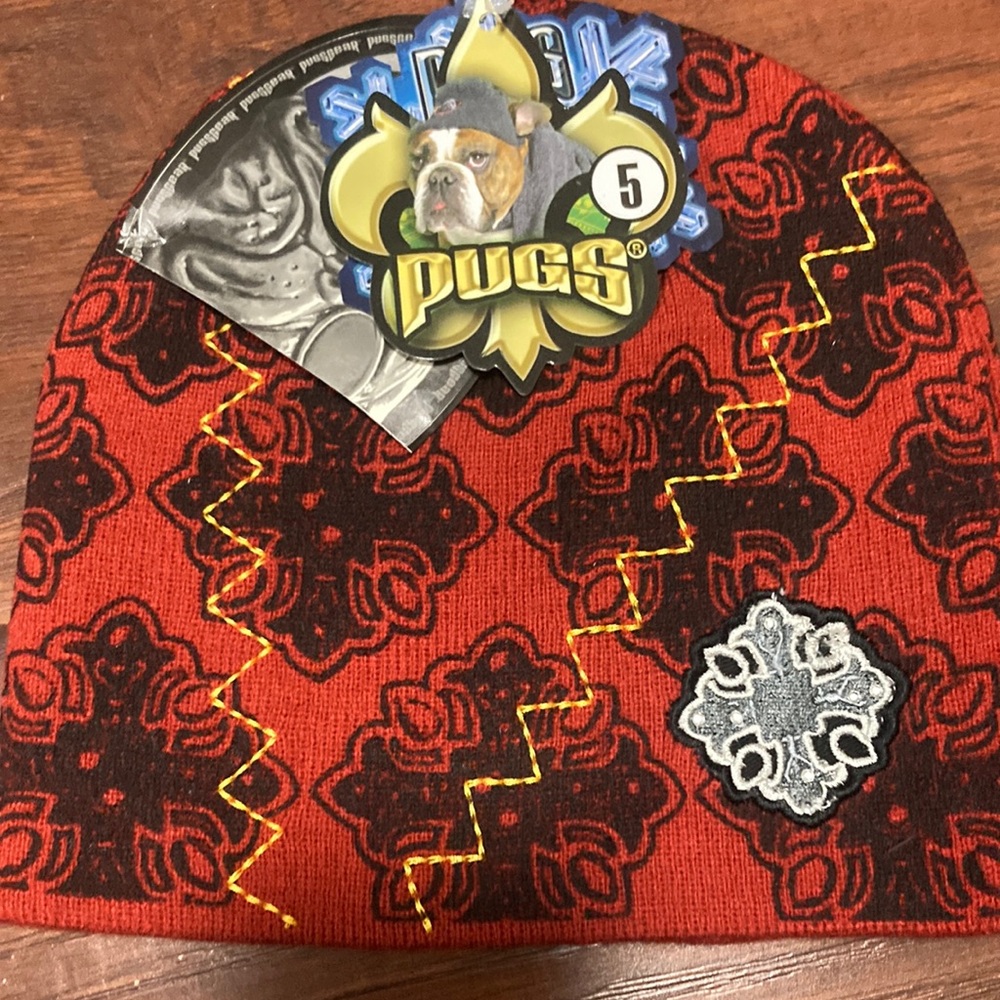 Pugs driven red knit beanie